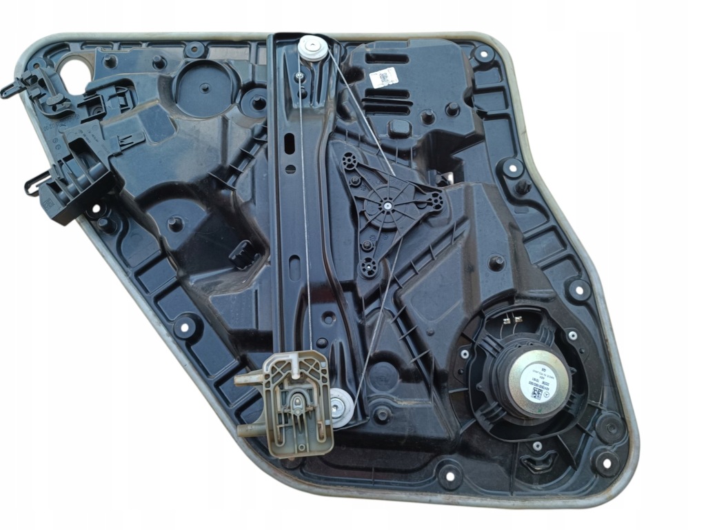 Подъемник стекло правый задний  mercedes w177 amg комплект Оригинал