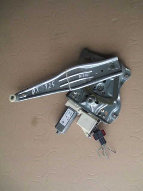 фото №1, Подъемник окон правый задняя avensis t25 03-08 hb