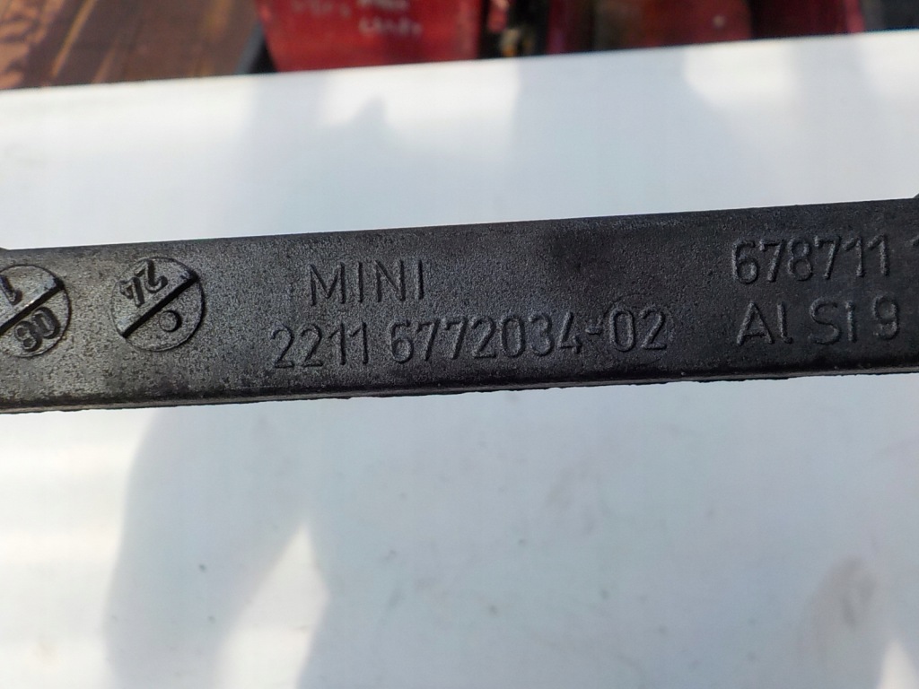 фото №4, Mini r56 1.6 t 174km n14b16a кронштейн двигуна 6772034