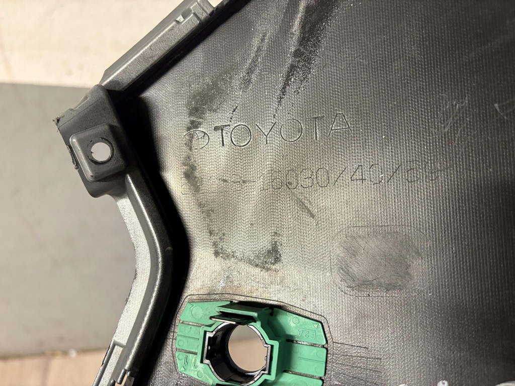 фото №11, Toyota corolla cross 21- кутик бампера лівий перед 52113-16030