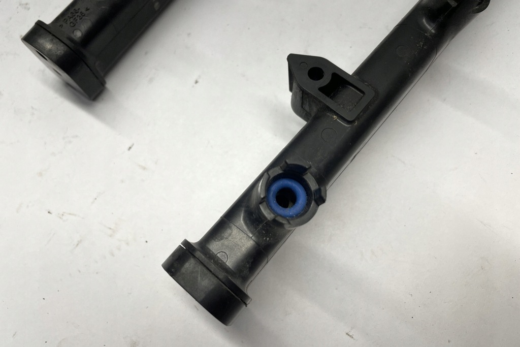 фото №6, Шланг питающий форсунки paliwa/przewód dodge charger 05184079ae