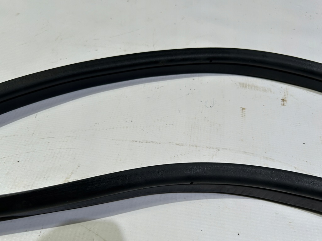 фото №9, Прокладка крышки багажника corvette c6 targa