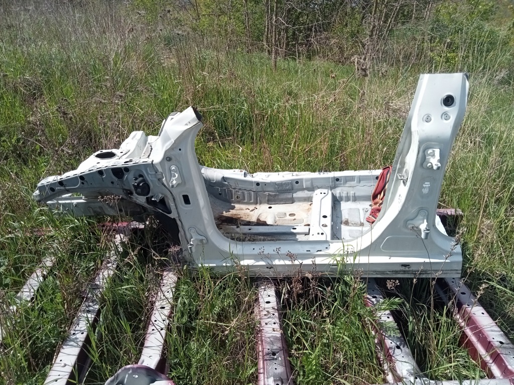 фото №1, Четверть лонжерон левая длинная mercedes cla w117