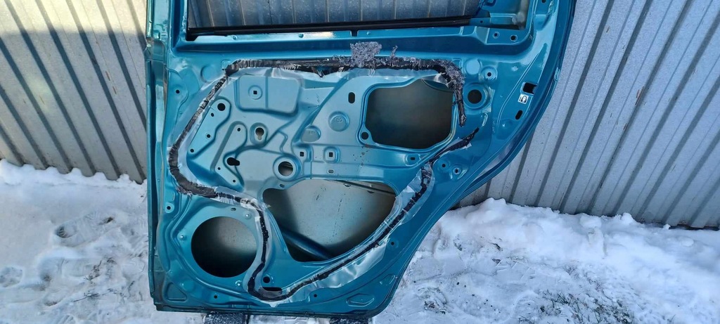 фото №5, Двері правий задня toyota yaris iii 3