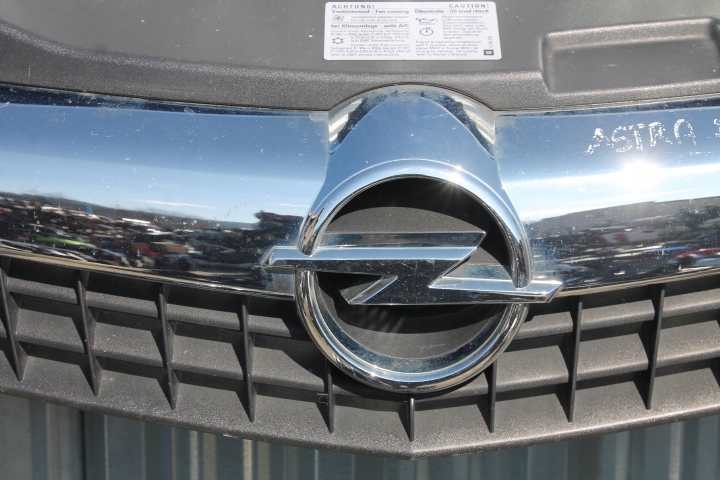 Opel astra h 3 gtc решітка радіатора решітка  хром 13247083 Оригінал