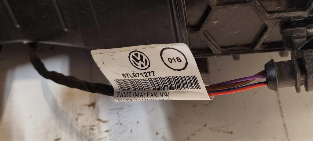 Vw tayron ремінь передній радіатор комплект 1.5 etsi 57l805588h 57l807109a Недорого