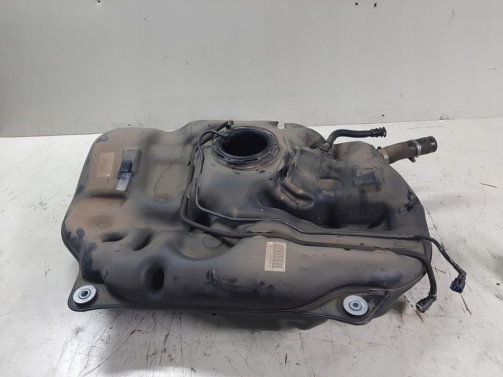 фото №1, Toyota corolla e21 2.0b гибрид бак топлива