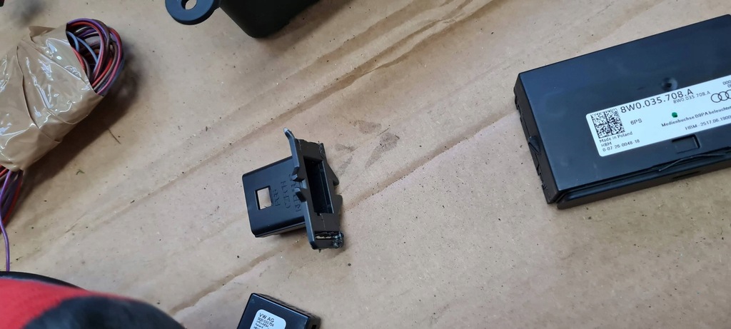 фото №10, A4 b9 lift разъём зарядное устройство жгут электропроводка usb 8w0035708a a5 8w