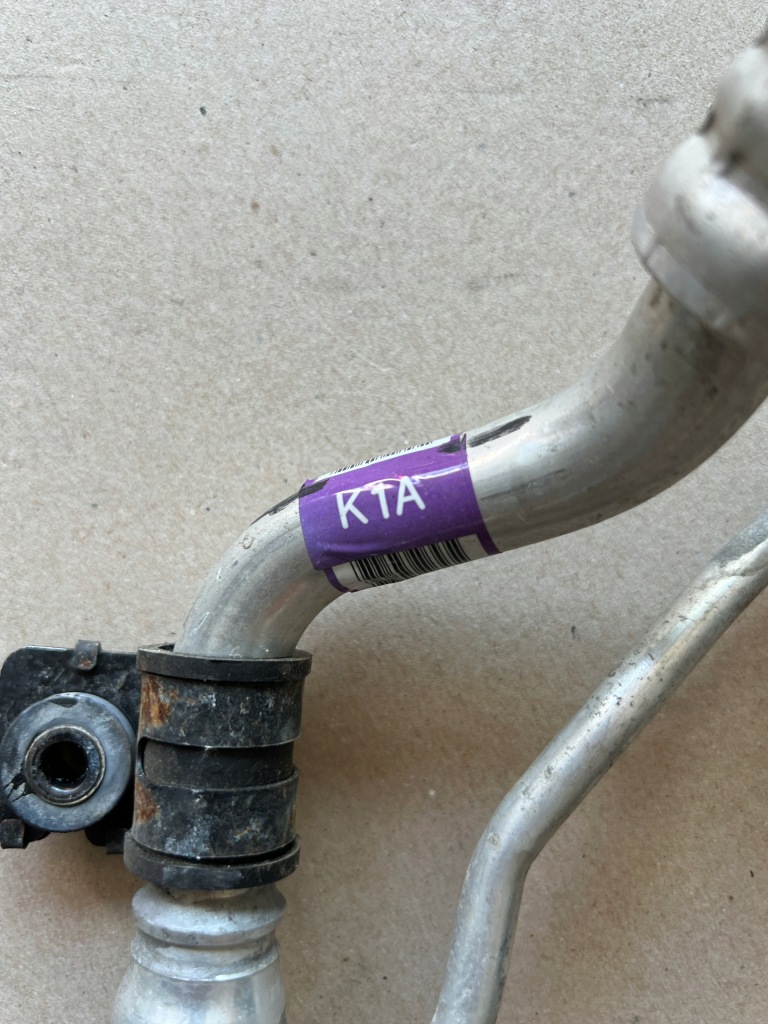 Kia stonic 17- 1.0 t-gdi шланг провода кондиционера Киев