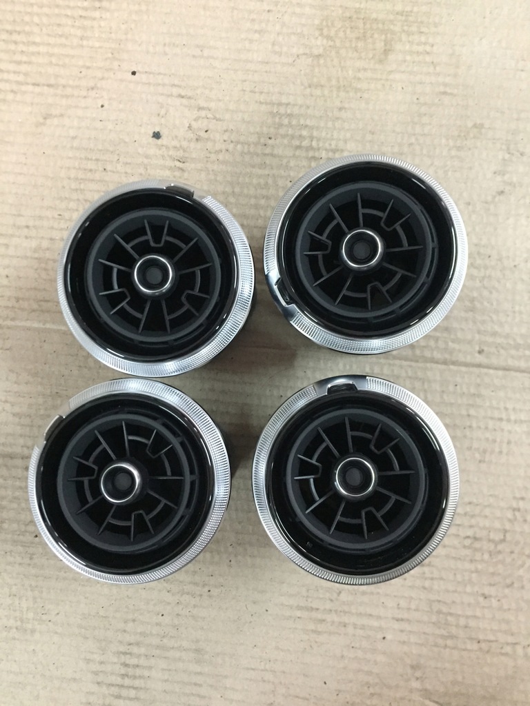 фото №1, Audi rs3 lift 19- решётка воздуховод панели комплект