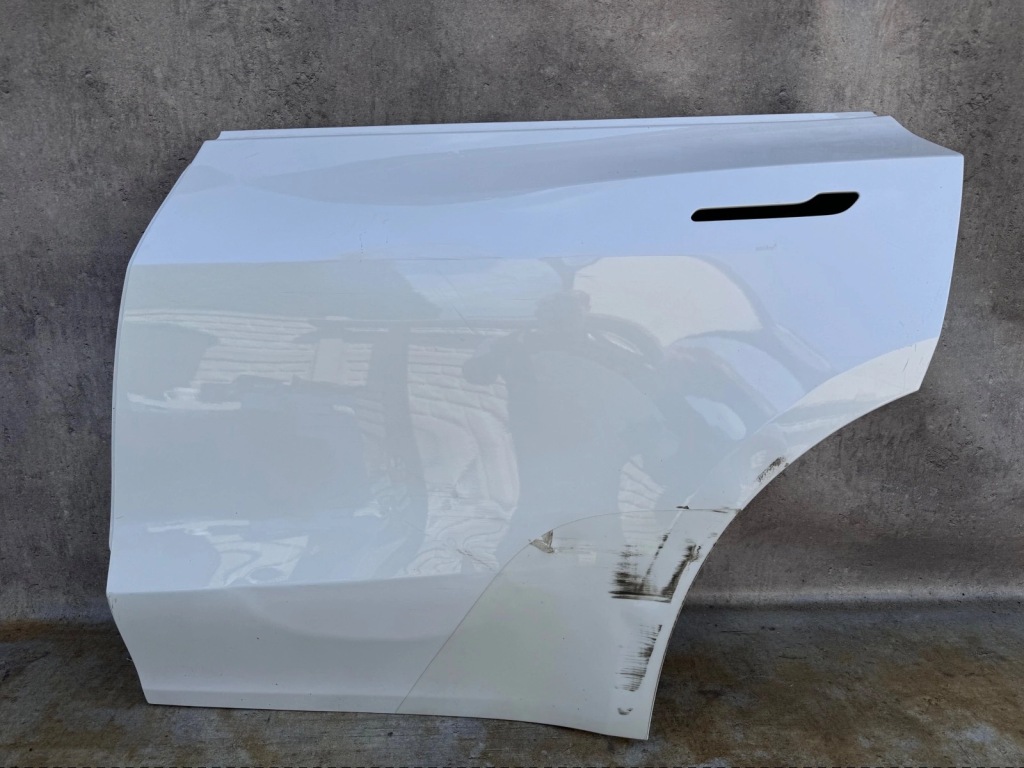 Купить Дверь левая задняя tesla model y