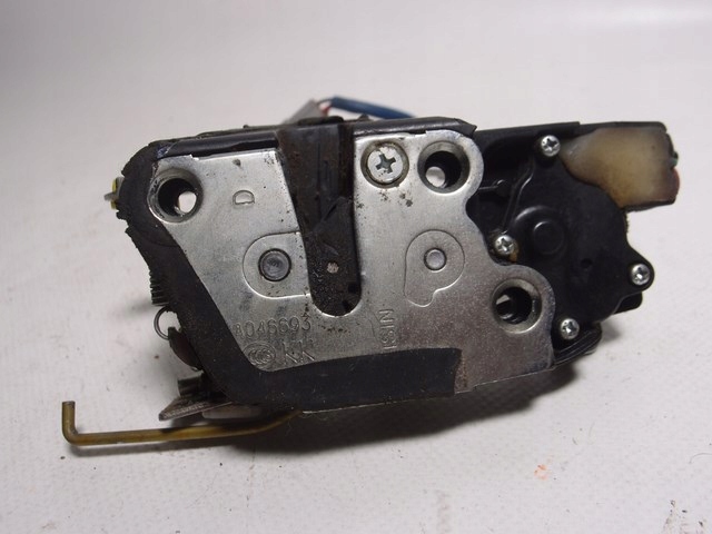 фото №1, Замок дверь левый toyota dyna 2011r