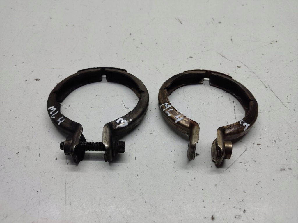 фото №1, Mercedes-benz ml w164 2011 кронштейн глушителя