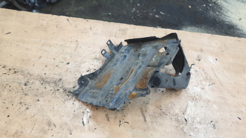 фото №1, Toyota aygo i корпус основание аккумулятор