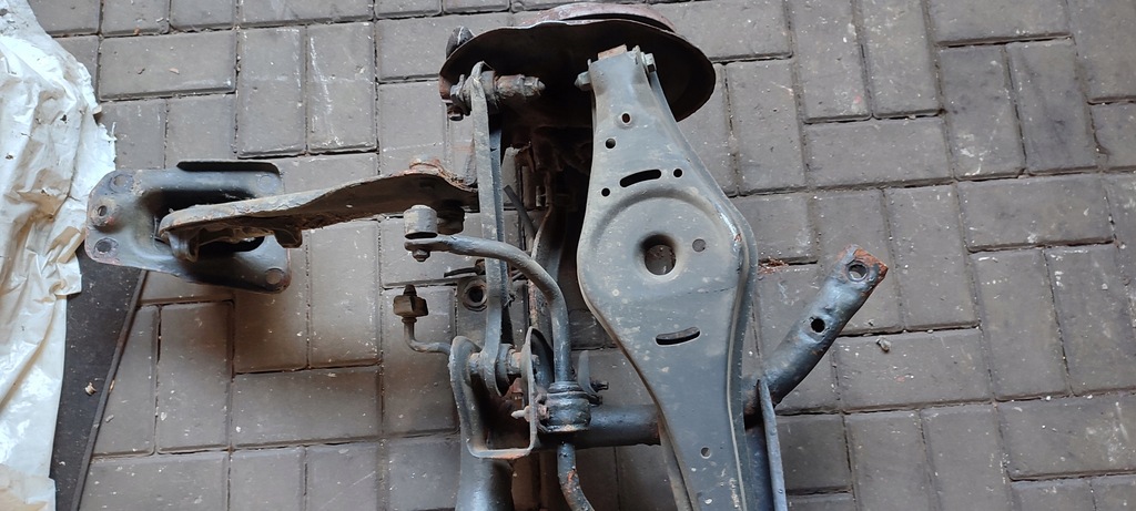 фото №12, Подрамник задняя задние vw golf v