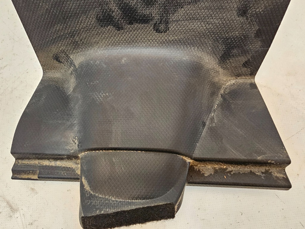 фото №10, Subaru crosstrek 17- защита заглушка обшивка багажника левая правая usa