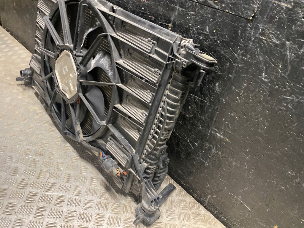 фото №6, Радіатор audi a4 avant 2016 набір радіатор повітря наддувний вентильований