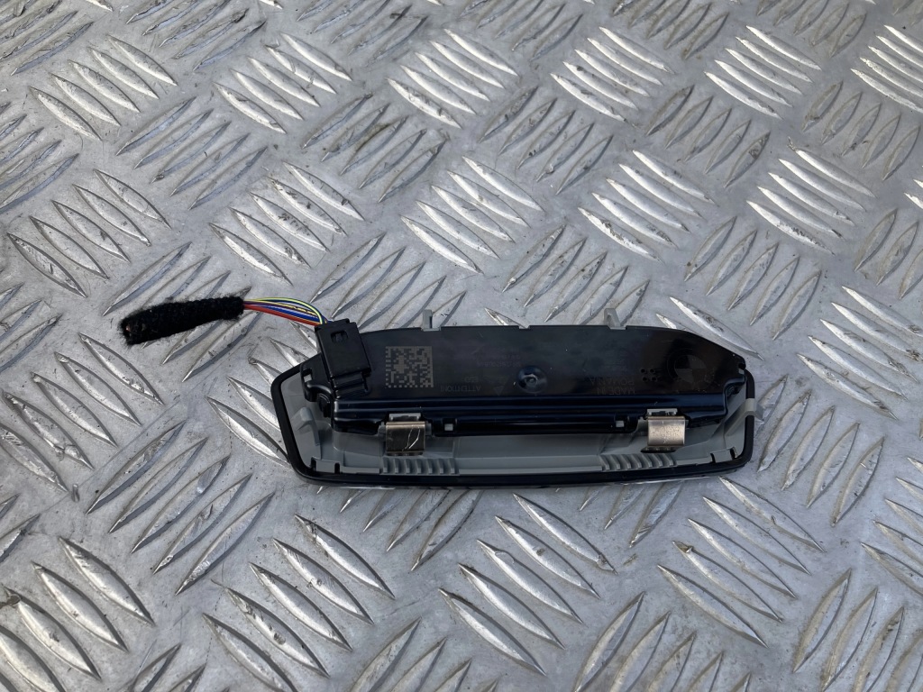 фото №1, Освещение кабины задняя bmw 1 f40 791081301