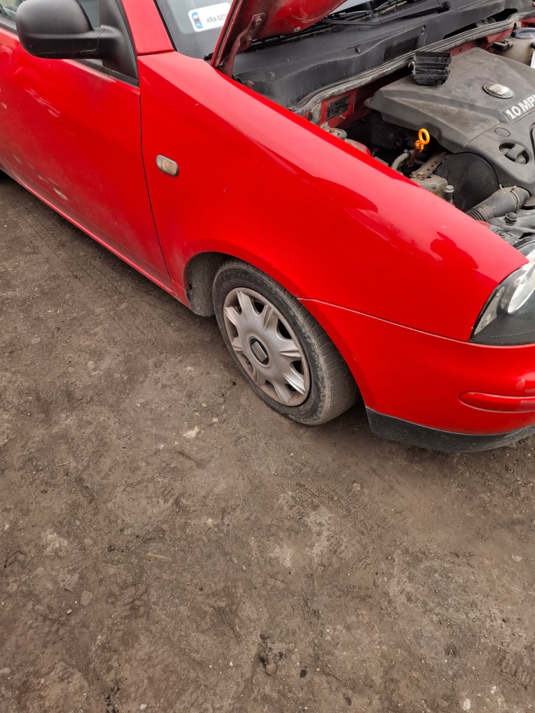 Купити Крила правий seat arosa lp5g