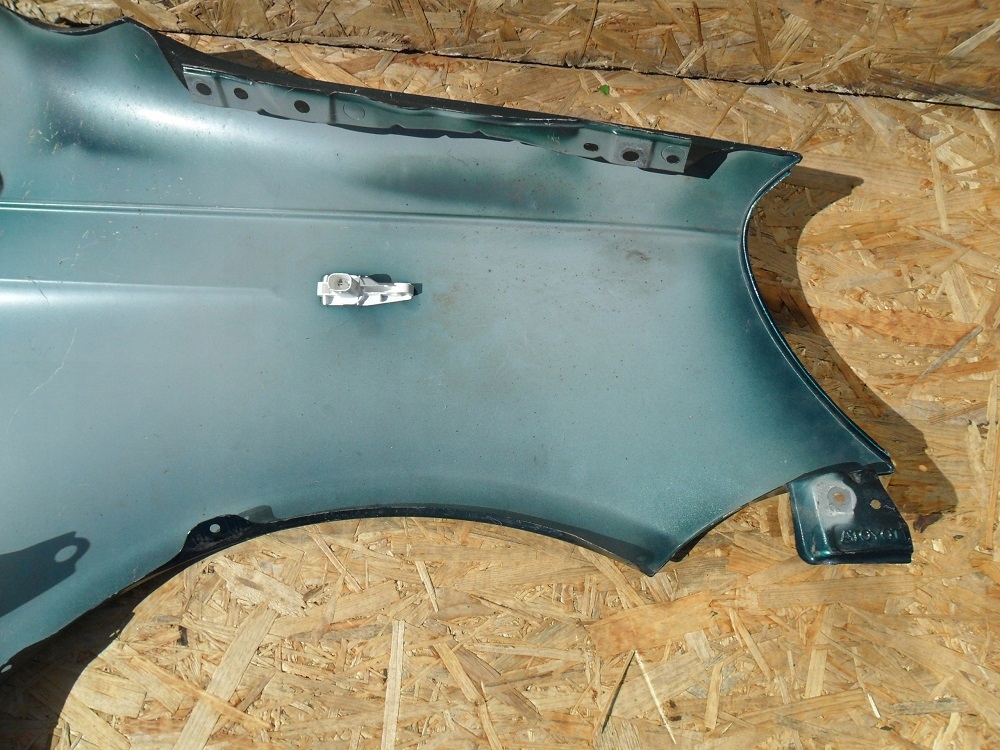 фото №9, Toyota yaris 1999-2004 крыло левый