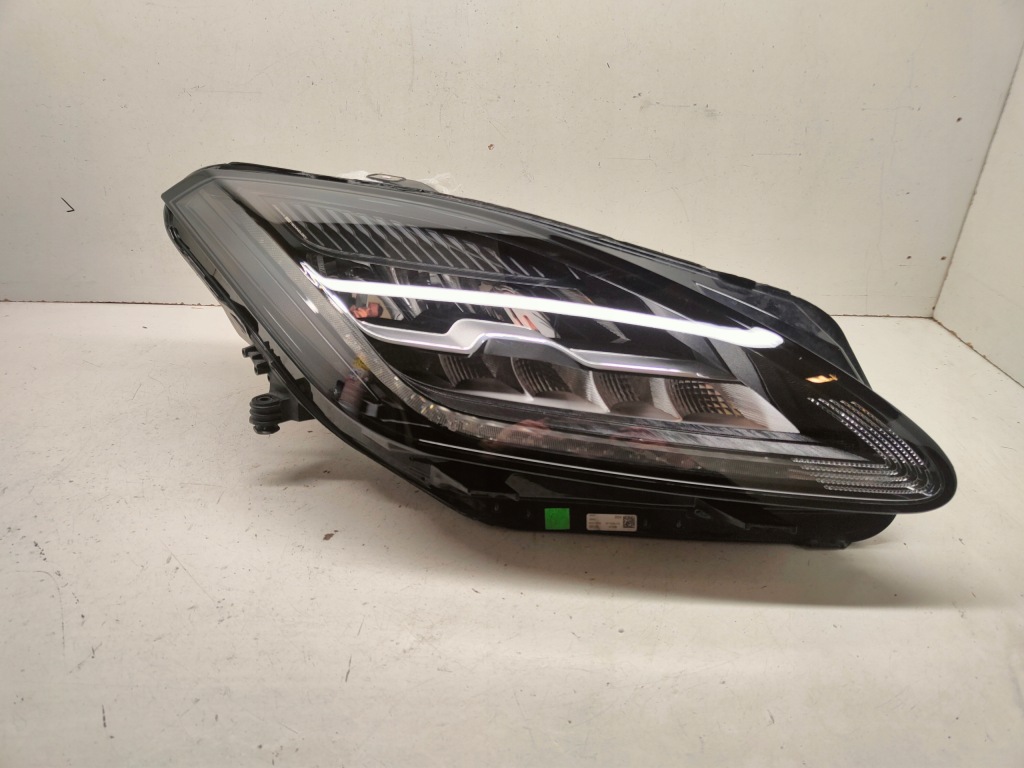 Купить Jaguar e-pace full led фара правый  перед j9c3-13w029-ec