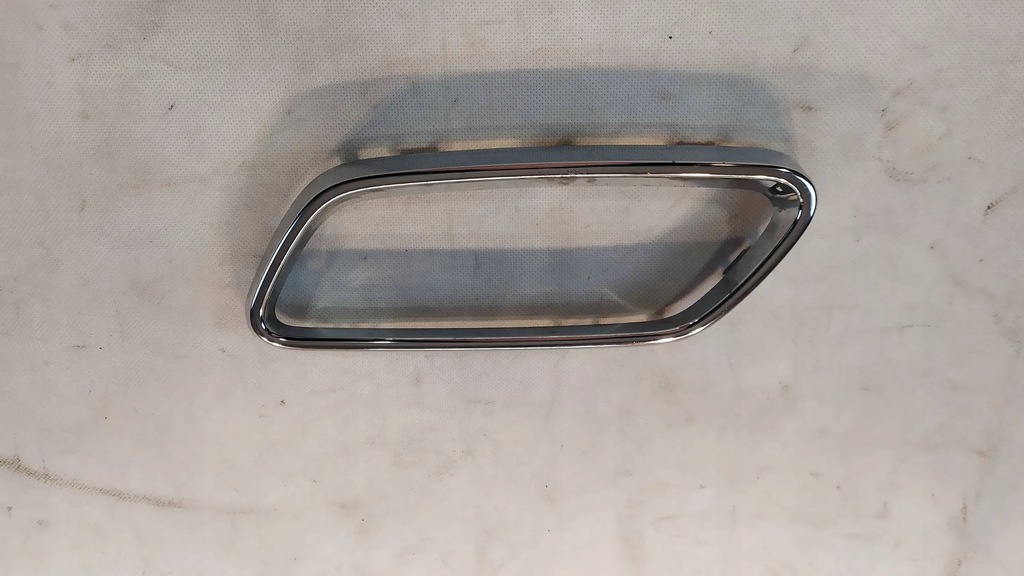 фото №8, Рамка левый хром выхлоп mercedes w206