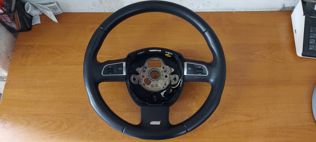 фото №5, Повітропровід audi a4 b8 a5 s-line пелюстки перемикання мультифункціональний