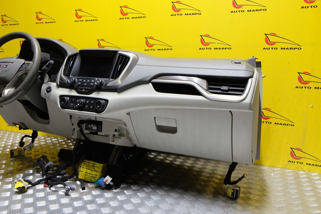 фото №8, Gmc terrain 2018- панель приладів панель приладів приладова подушка безпеки