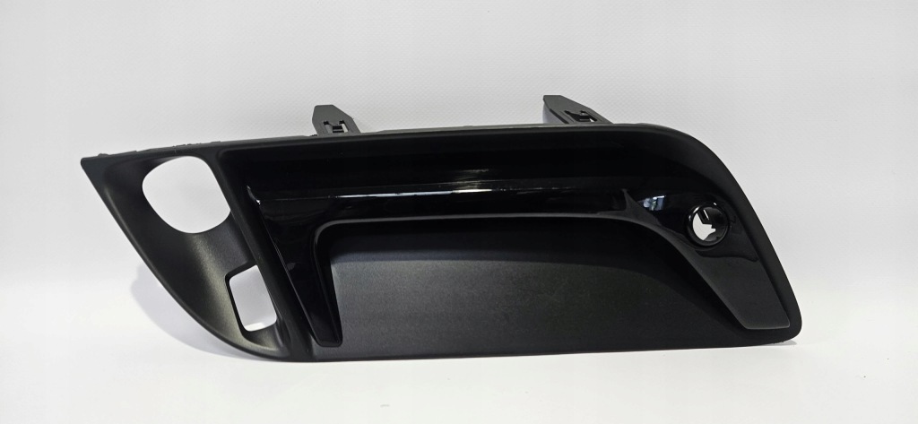 фото №1, Решётка бампера правая lexus rx v оригинал