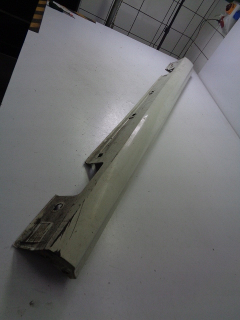 фото №1, Молдинг поріг права mercedes a-klasa w176 1.5 дизель 2013 rok 650