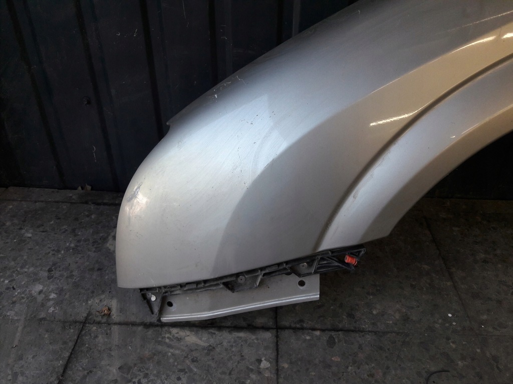 фото №7, Крила лівий перед vectra c signum золотий