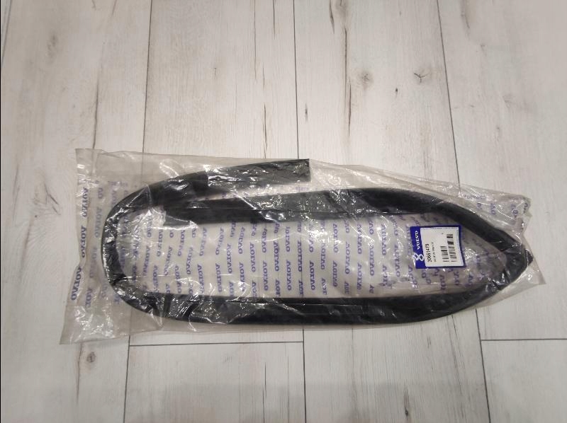 фото №1, Прокладка дверь перед правая volvo s80 30661479