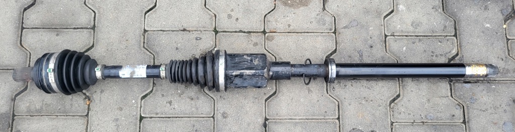 фото №1, Mercedes glc w253 приводной вал левый перед 4-matic a2533307900