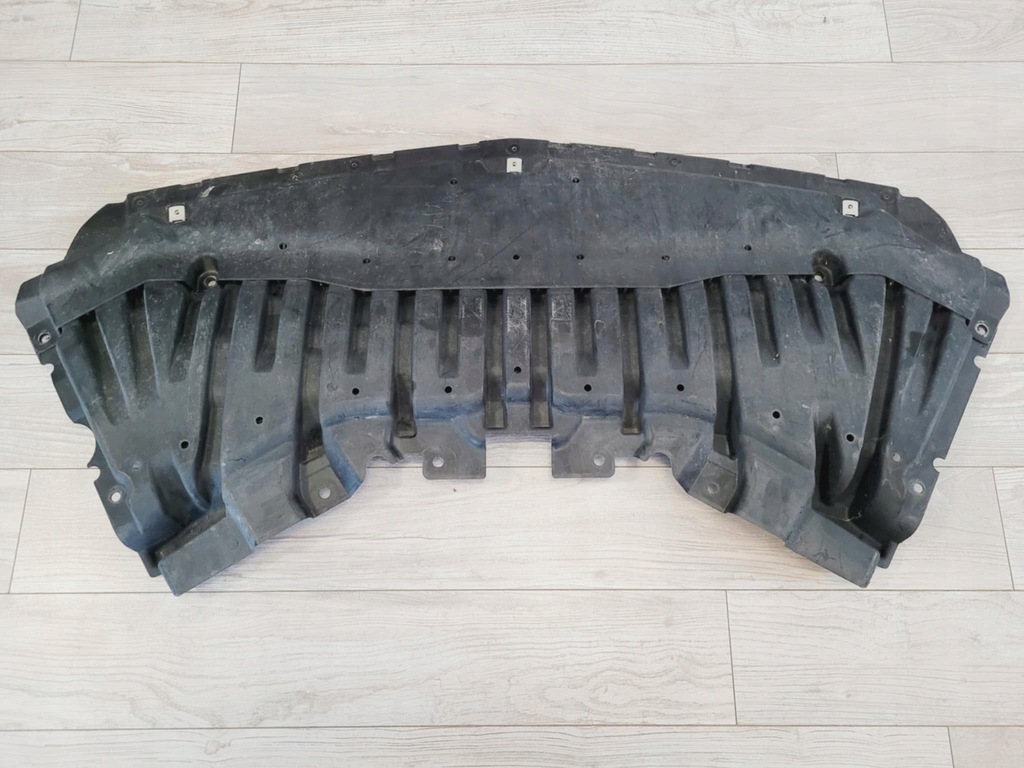 фото №1, Mercedes s-klasa coupe w217 плита защита pod бампер