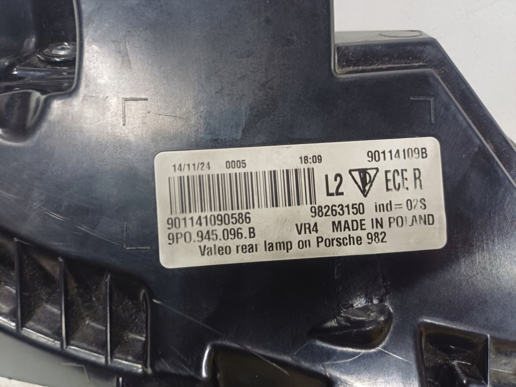 Фара правый задний  porsche boxster cayman 16- led европа в Украине