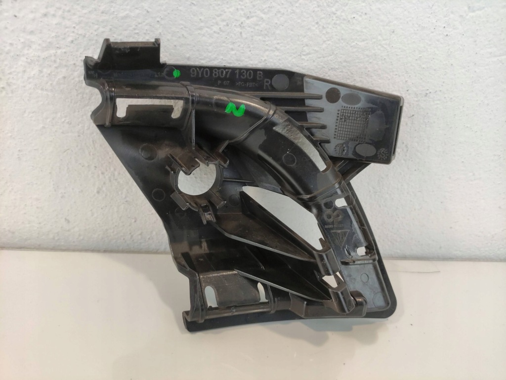 Porsche cayenne 9y держатель кронштейн pdc правый 9y0807130b с Разборки