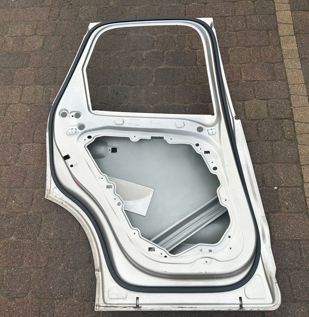 фото №4, Volvo xc60 ii 2017- дверь задние левый задняя