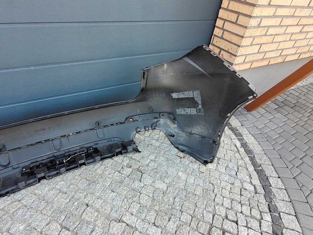 фото №7, Maserati levante бампер задній pdc