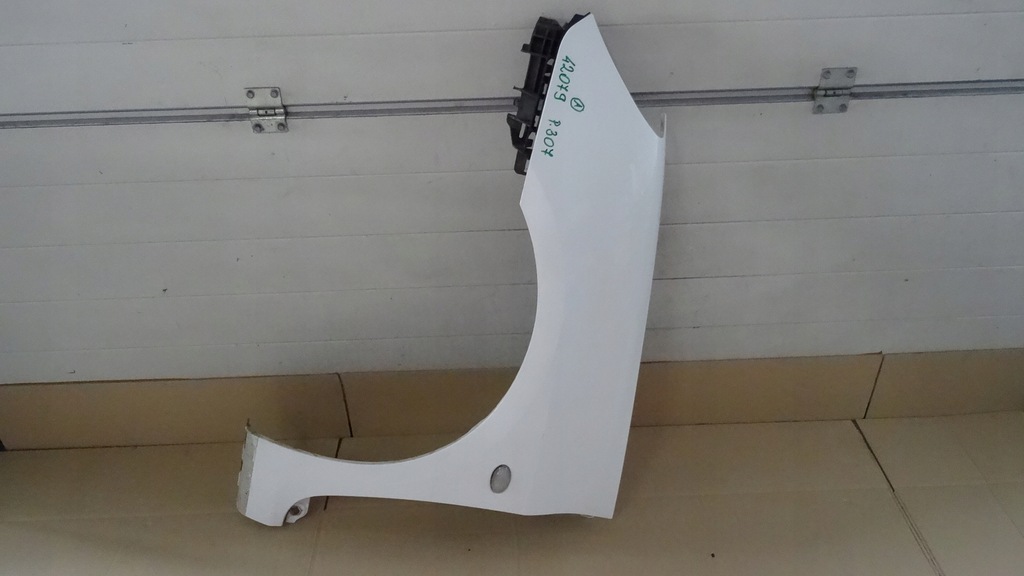 фото №1, Peugeot 307 крила лівий перед