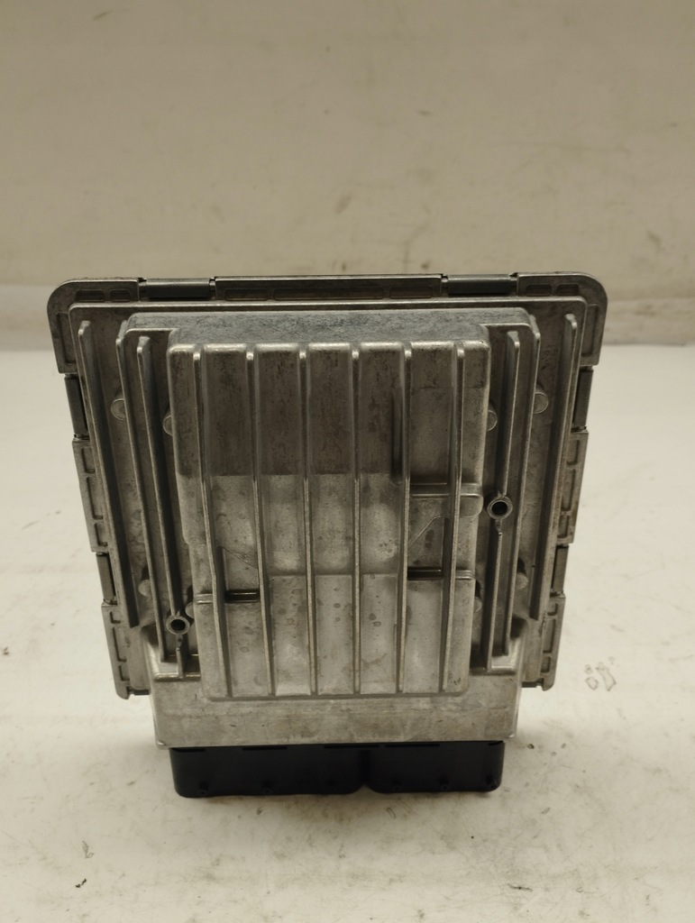 фото №8, Bmw e87 блок керування бортовий комп'ютер двигуна 7595179