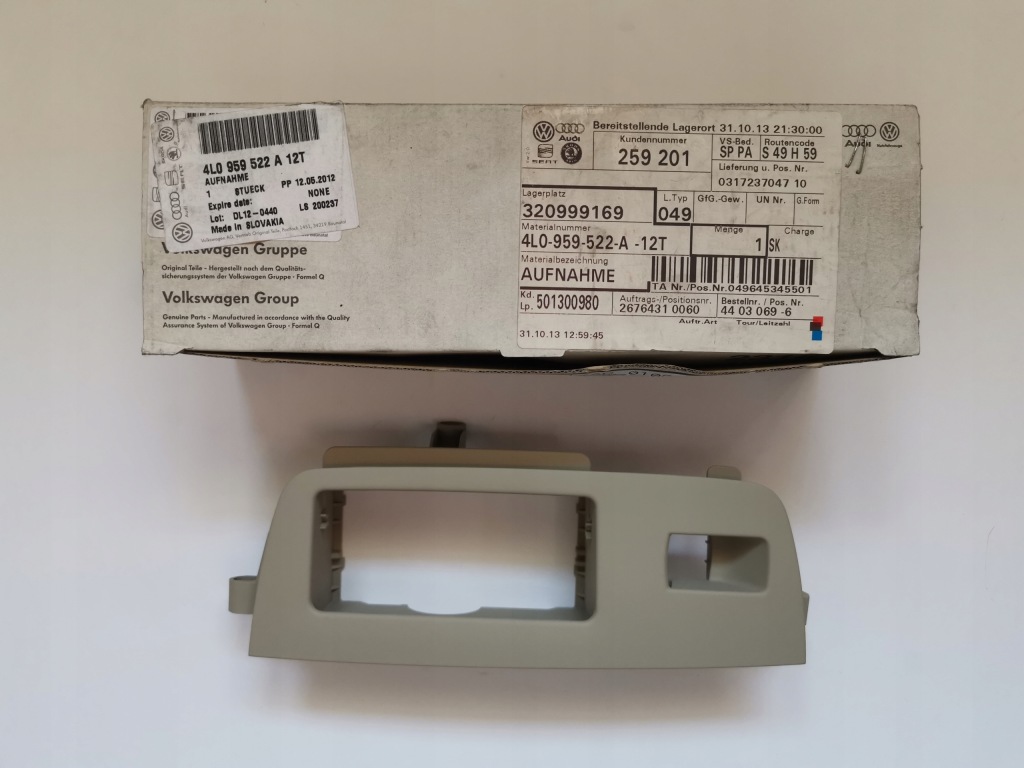 фото №1, Рамка переключателей стекло audi q7 4l 4l0959522a