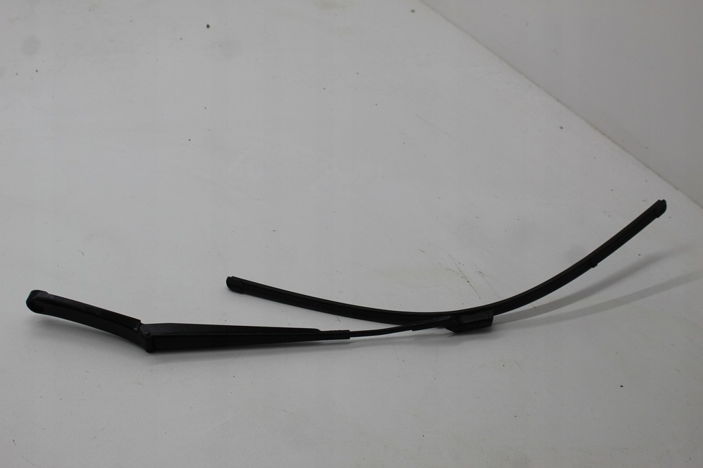 фото №1, Vw arteon fl рычаг дворники левая 3g8955409