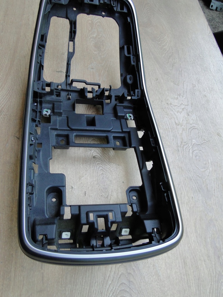 фото №4, Рамка na туннель renault scenic 4 682607429r