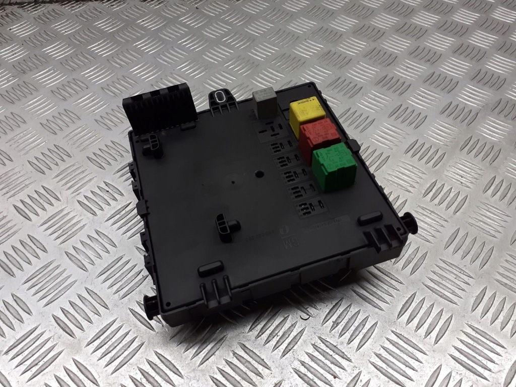 фото №1, Коробка модуль bsi opel signum 1.9 cdti 13205776