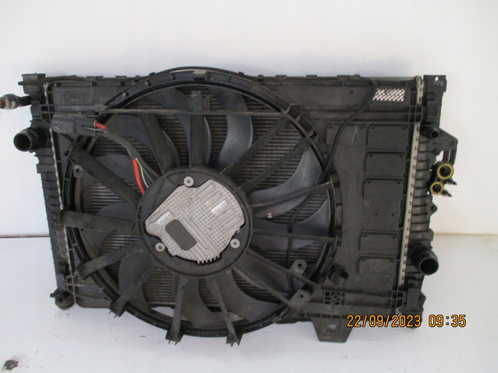 фото №2, Радиатор радиатор range rover evoque 2,0d автоматическая коробка передач