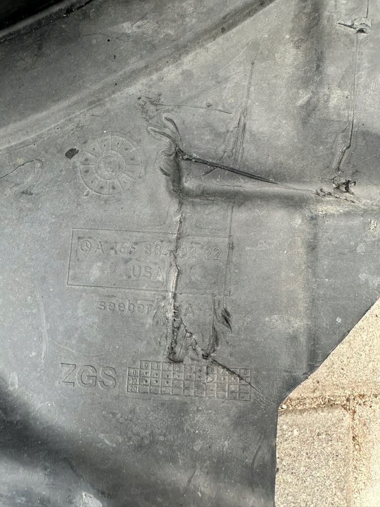 Подкрылок правый перед, правое передние mercedes ml w164 6.3 полный Доставка