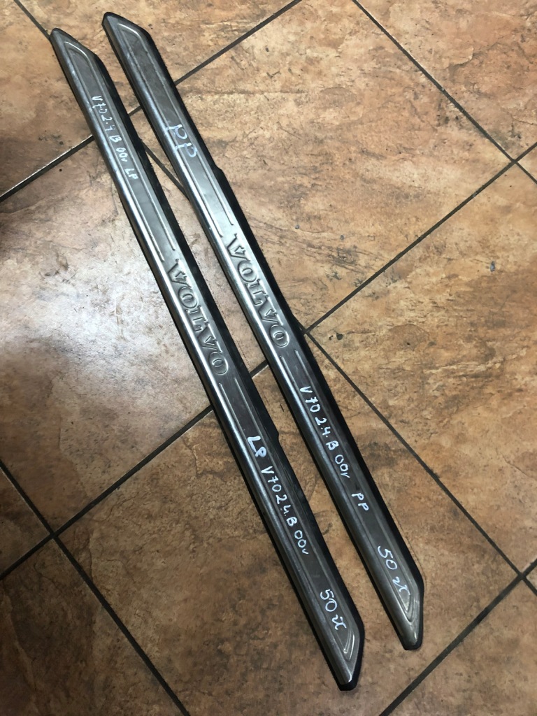 фото №4, Volvo v70 2.4b молдинг накладка поріг перед