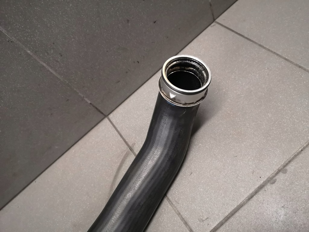 фото №4, Шланг інтеркулер vw touareg 5.0 7l6145979c