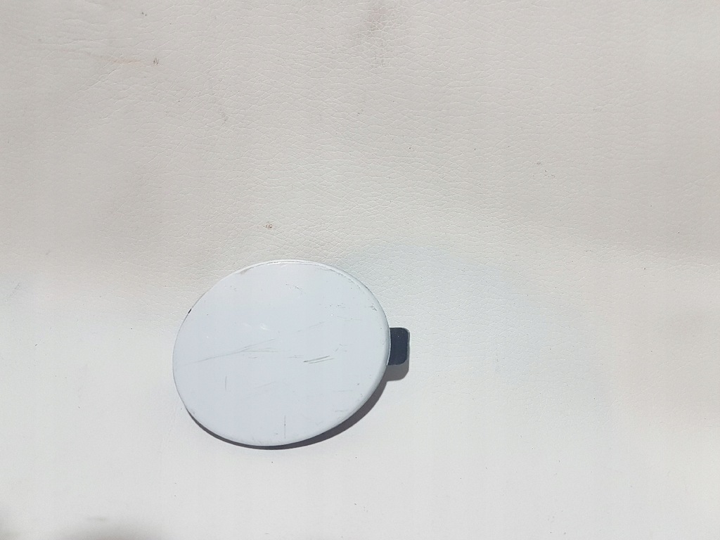 фото №6, Ford fiesta mk8 заглушка na hak бампер перед