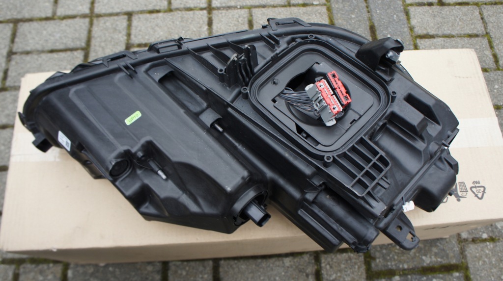 Передняя левая правый  фара opel insignia 2 b рестайлинг  full led с Разборки